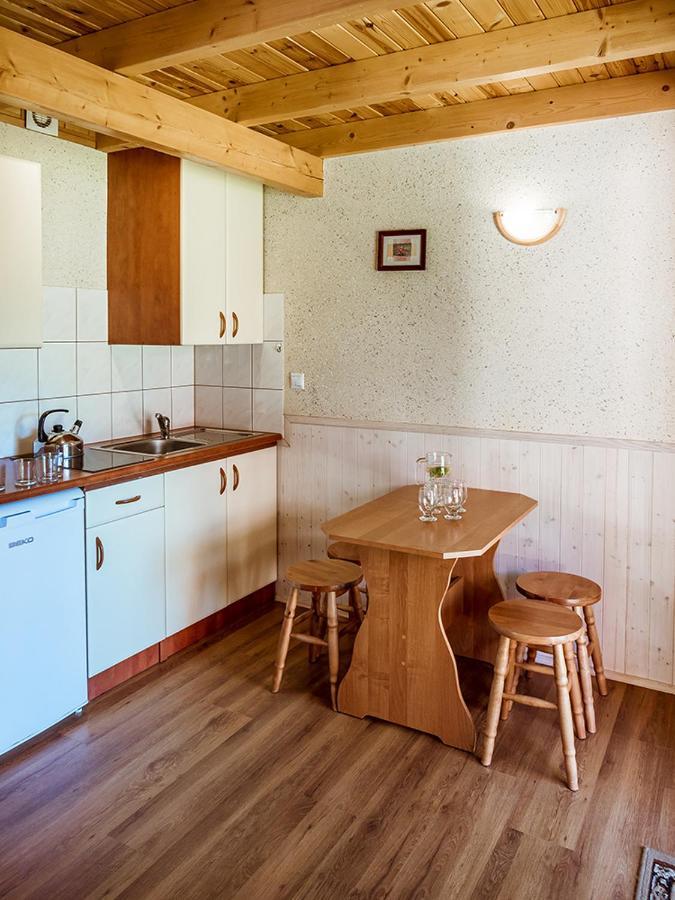 U Sylwi Domki Drewniane Trzęsacz Extérieur photo